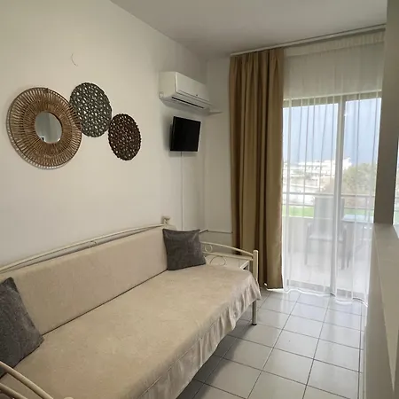 Ivory Serenity Ξενοδοχείο 2*