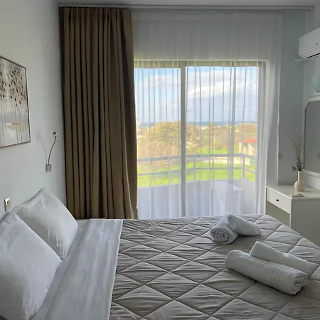 Ivory Serenity 2*