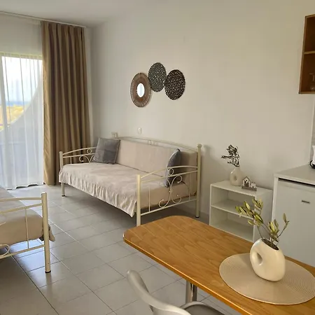 Ξενοδοχείο Ivory Serenity 2*