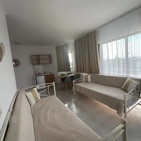 Ivory Serenity 2* Θεολόγος