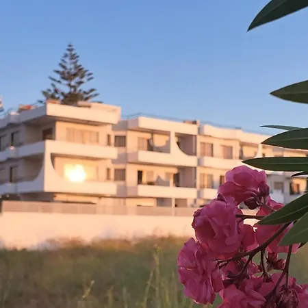Ξενοδοχείο Ivory Serenity Θεολόγος