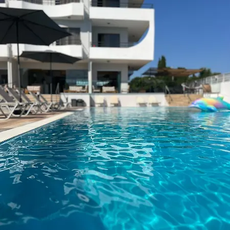 Ivory Serenity 2* Θεολόγος